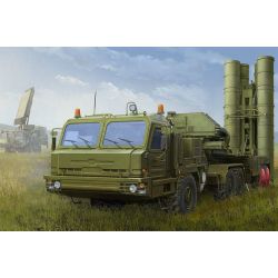 Russian BAZ-64022 with 5P85TE2 TEL S-400